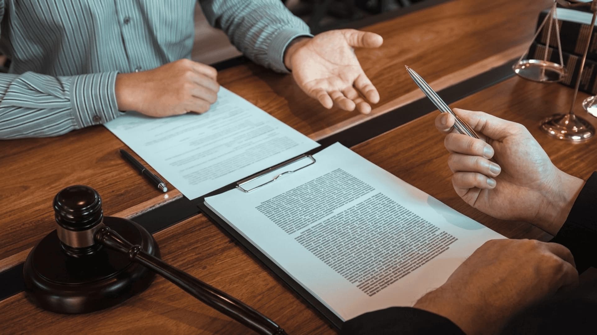 Lawyer and client meeting to prepare for a deposition