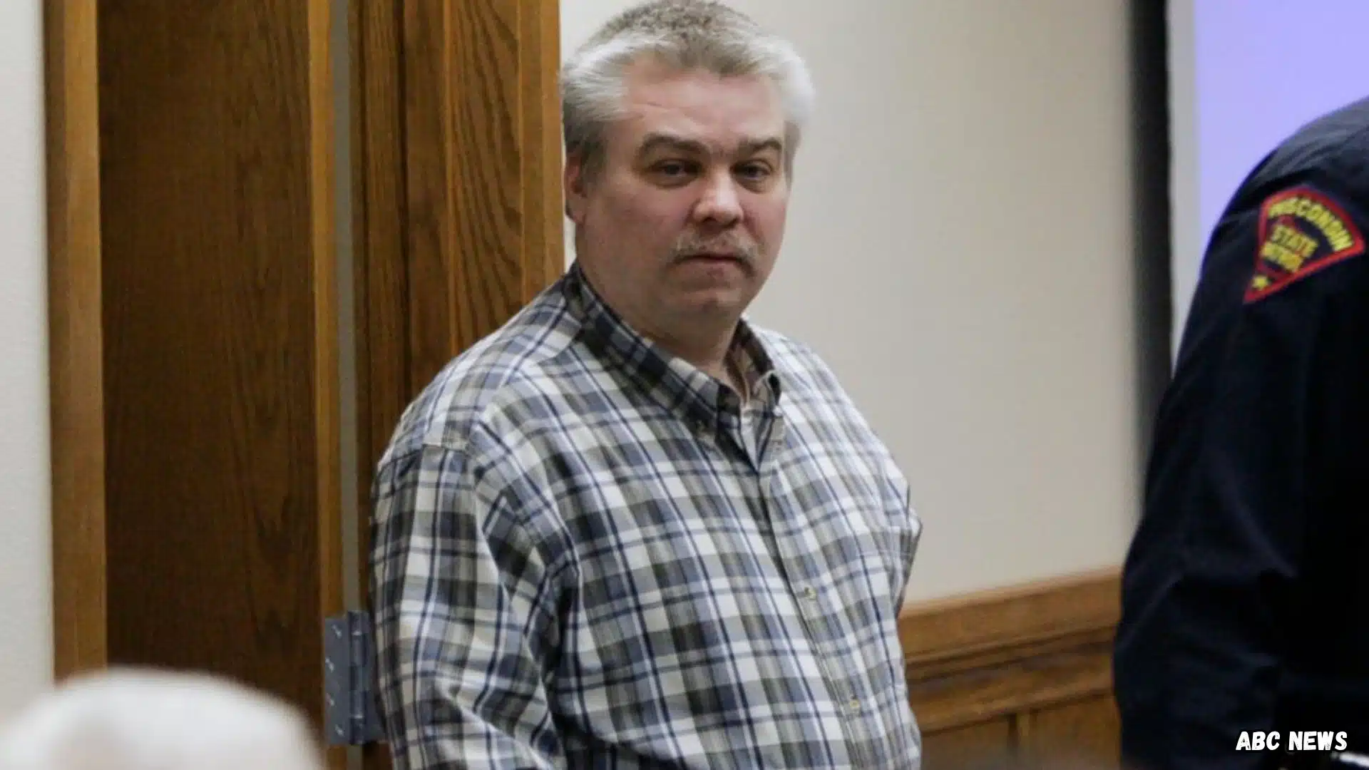 Steven Avery standing inside a Wisconsin courtroom during legal proceedings tied to the Teresa Halbach murder case
